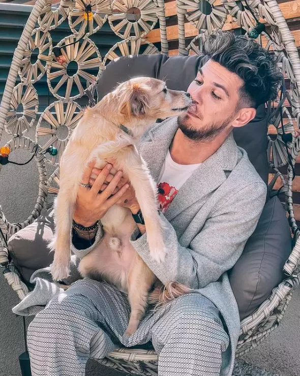 Cine este Cuza de la Asia Express