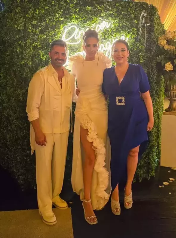 Pepe, soția lui, Yasmine Pascu (Ody), și Oana Roman