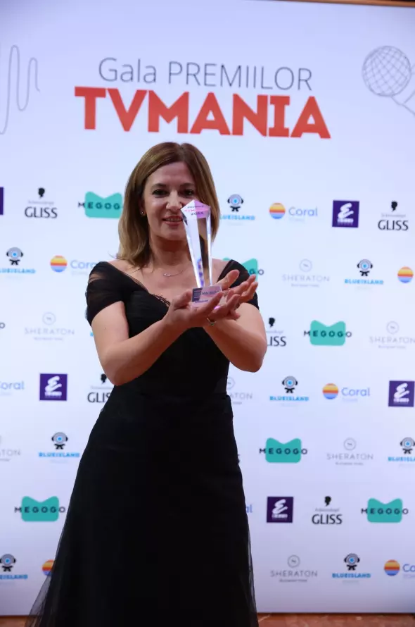 Amalia Enache la Premiile TVMania 2024 b