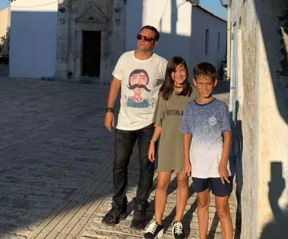 buzdugan si cei doi copii