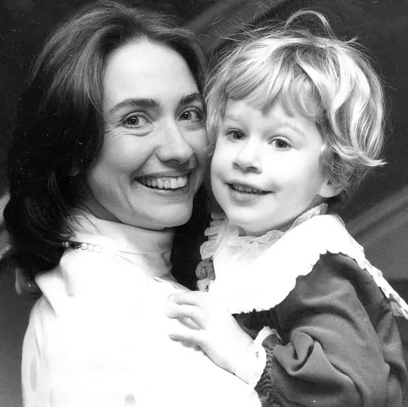 Hilary Clinton si Chelsea