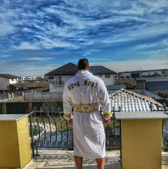 2021-03-03-11_34_55-Bodi-Alex-@officialbodialex-•-Instagram-photos-and-videos