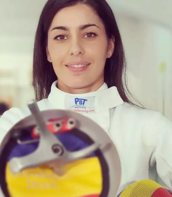 loredana dinu 4
