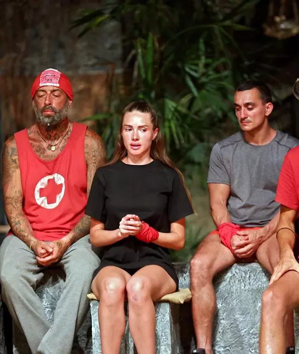 Otilia Bilionera în Survivor