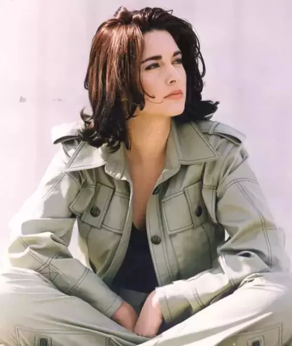 Andreea Berecleanu la începutul carierei în televiziune (8)
