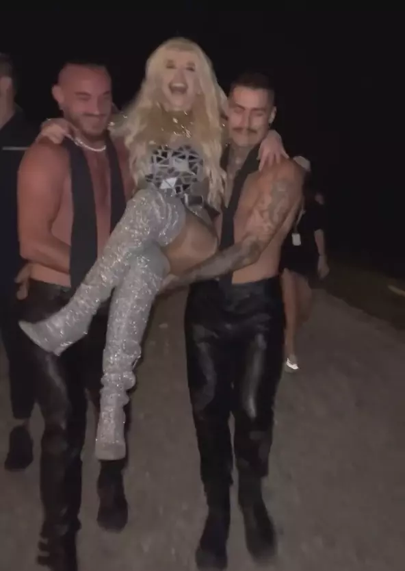 Loredana Groza videoclip viral Facebook