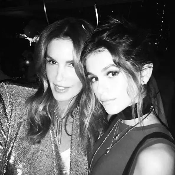 Kaia si mama ei, Cindy Crawford