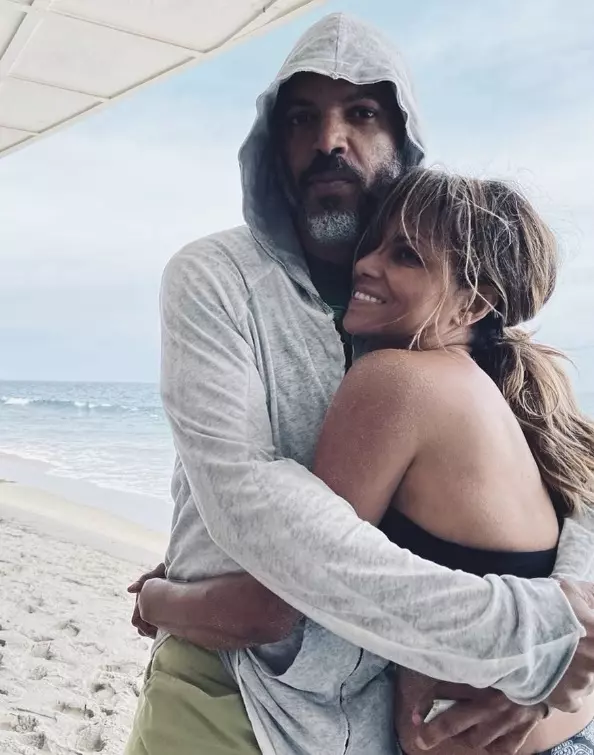 halle-berry2