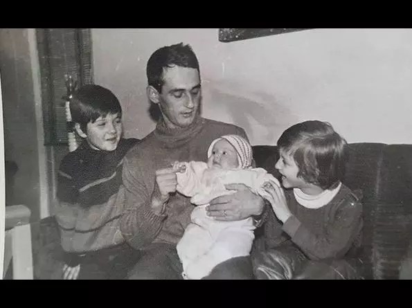 Dana-Rogoz-si-tatal-ei