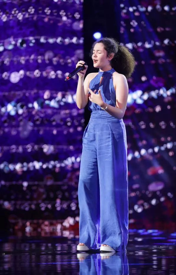 romanii-au-talent-2023-carina-veghiu_3