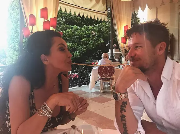 Mihaela Radulescu To be continued :)) #ladyandthetramp kind of :)) @therealfelixbaumgartner #goodtimesourway #lifeistooshorttobeserious #mihaelaschwartzenberg #villafeltrinelli #mihaelaradulescu #felixbaumgartnergirlfriend #mylove #rocknrolllove #felixbaumgartner