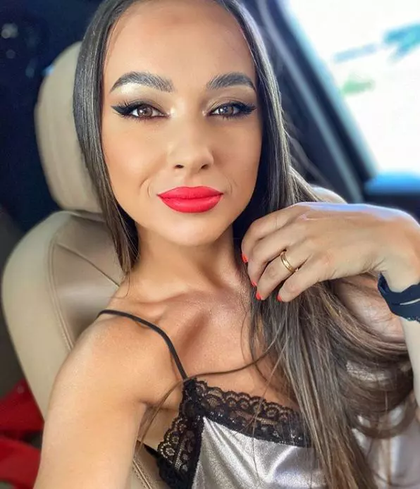 vladuta-lupau-si-a-surprins-fanii-de-pe-instagram-cum-arata-vedeta-nemachiata_8_size24