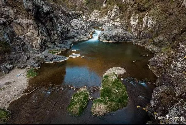 c24c3a9293c9e9baae8f3e427bdf5689