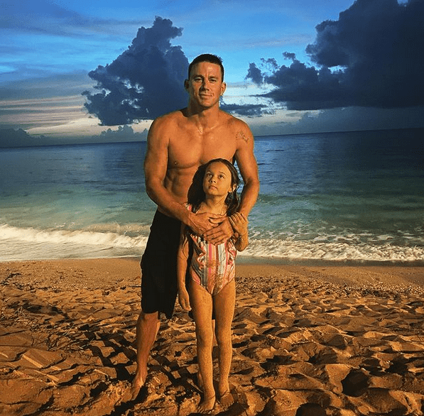 Channing Tatum pe plaja