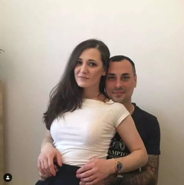 crina-de-la-mpfm-este-insarcinata-Capture2a1a