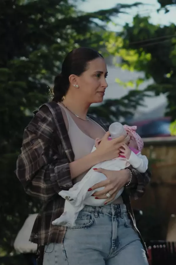 Primele imagini cu Jessica, fetița cea mică a lui Pepe (2)