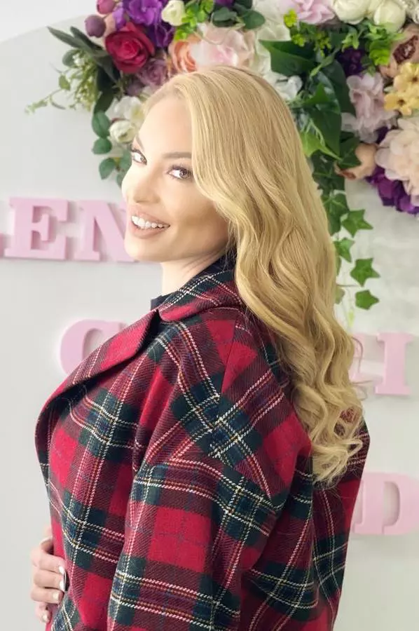 valentina-pelinel-3-1