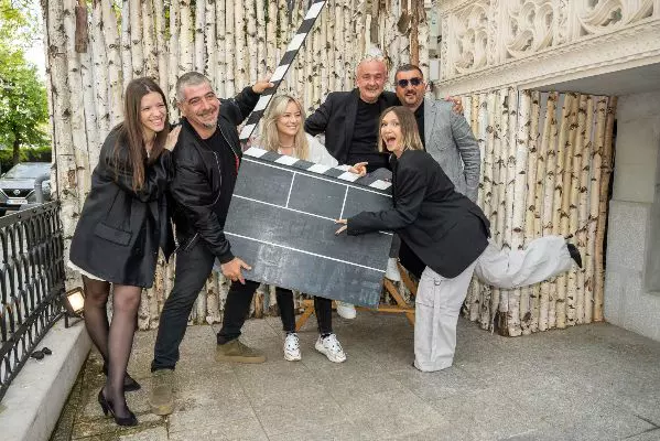 8. Petre Năstase, Ovidiu Niculescu si actritele