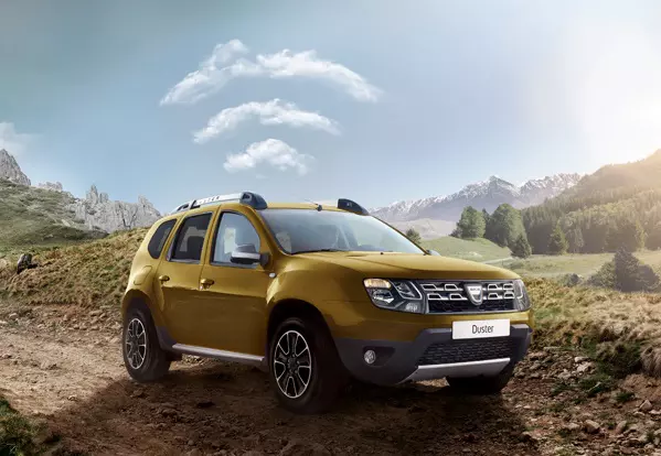 dacia duster connected by orange (1)