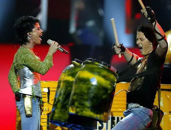 Luminita Anghel si trupa Sistem