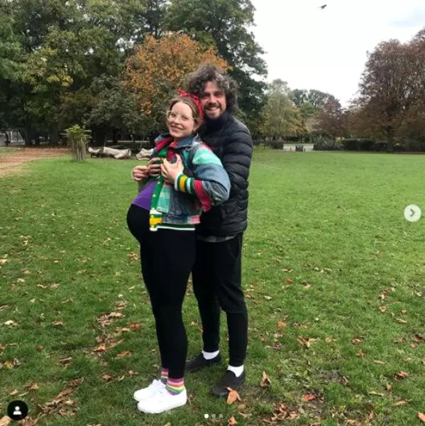 jessie-cave-a-nascut-a-treia-oara-Capture2