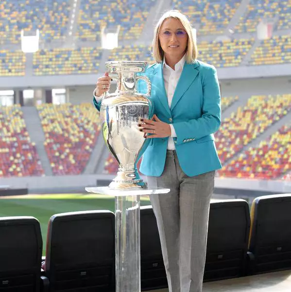 gabriela-szabo-a-devenit-bunica-1z