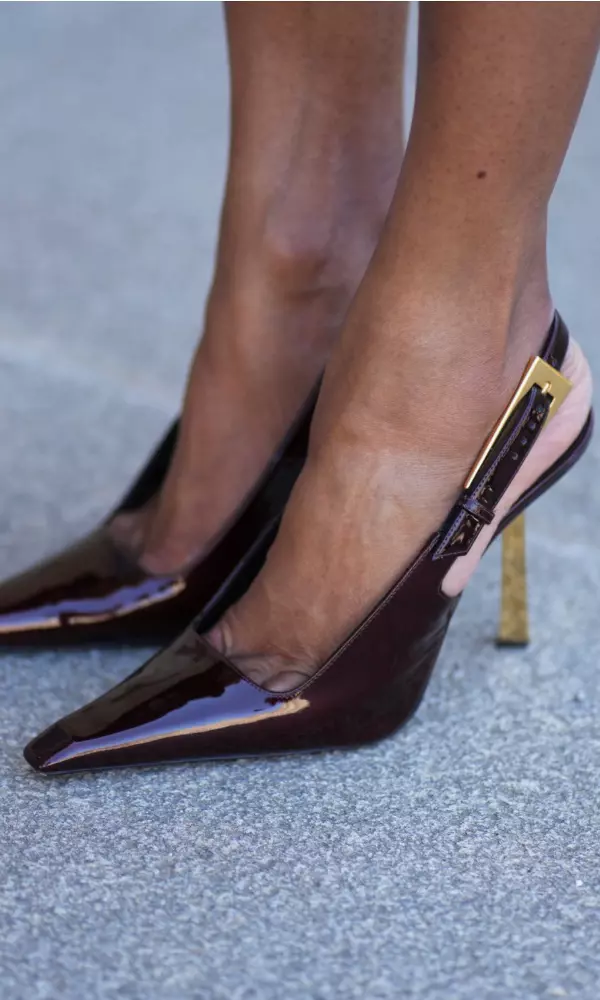 8. Scorpion-Stiletto SAINT LAURENT