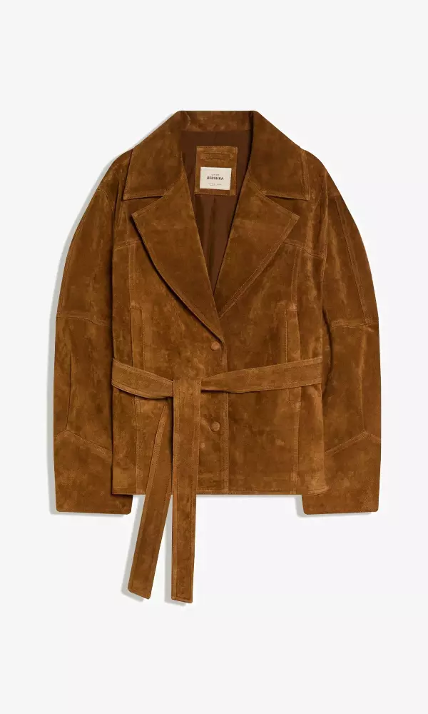 Jachetă, BERSHKA, 699 lei, www.ZALANDON.ro