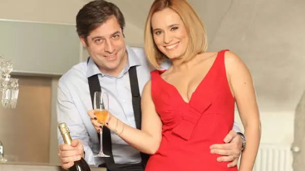 Andreea Esca şi Alexandre Eram formează unul dintre cele mai solide cupluri din showbiz