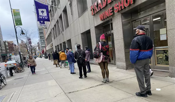 Coadă la cumpărături în New York