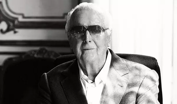 Hubert de Givenchy a murit la vârsta de 91 de ani