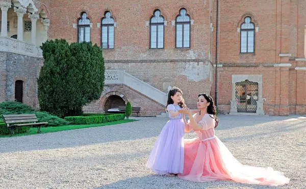 Andreea Marin si Violeta