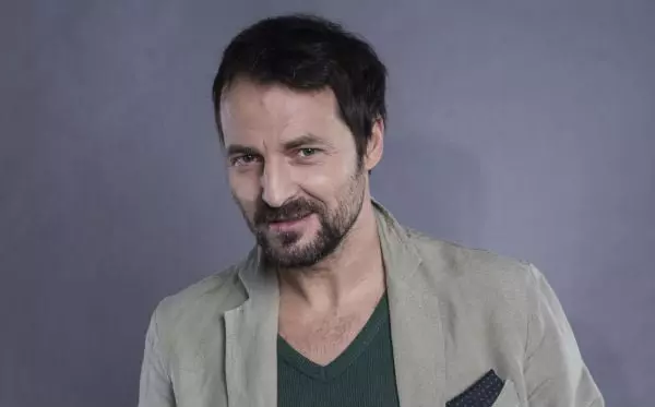 Andrei Aradits mic