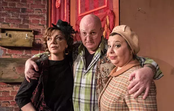 Ce-face-astazi-Mirela-Stoian.-Lila-din-„Vacanta-mare-s-a-retras-din-viata-publica-2