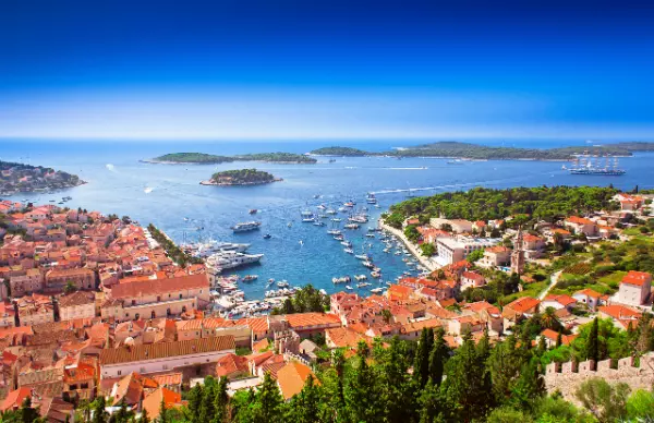 10. Hvar, Croația