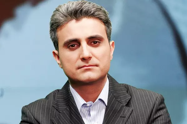 Robert Turcescu