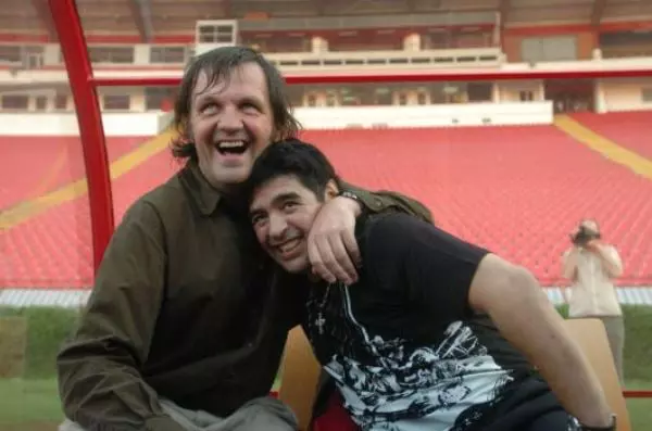Belgrado, Junio e 2005, Maradona visita Serbia. Diego rememora momentos de partidos jugados en el Estadio " Estrella Roja" de esa Ciudad.Fotos: Juan Jose Traverso.