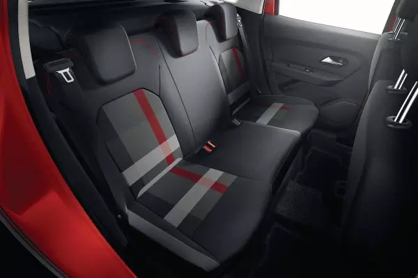 Duster943567.jpg.ximg.l_6_m.smart