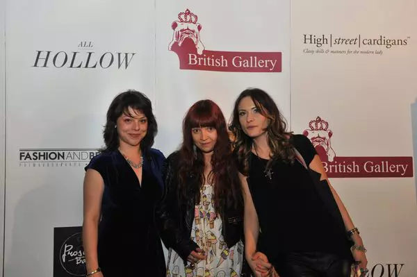 Iris Spiridon, Elvira Lupsa  si Catrinel Popescu (British Gallery)