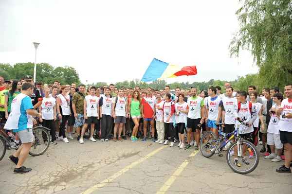 “Mişcarea contra statului” 2013