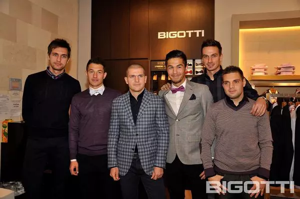 Steaua - Shopping si autografe in magazinul BIGOTTI 