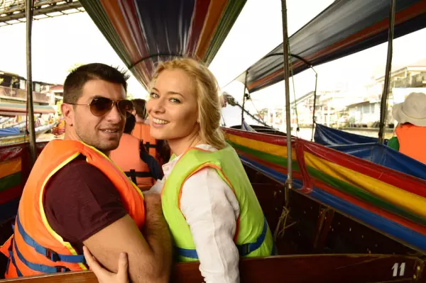 Laura Cosoi si Cosmin Curticapean