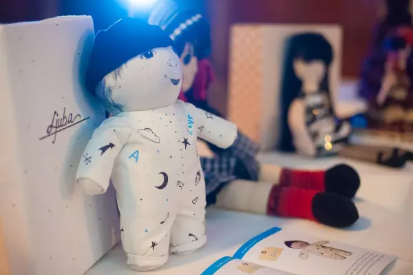 Ljuba papusa creata de Irina Marinescu