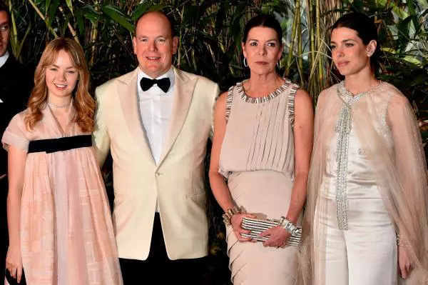 Alexandra de Hanovra, Albert al II-lea de Monaco, Caroline de Monaco si Charlotte Casiraghi
