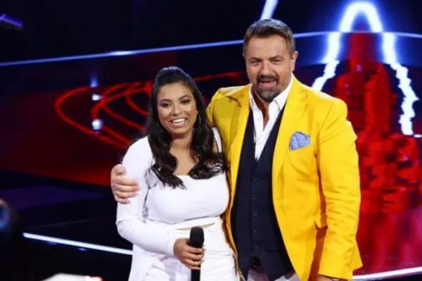 Adriana Simionescu, fiica lui Adi Minune, participă la Vocea României