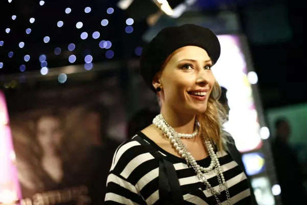 iulia_vantur_4.jpg