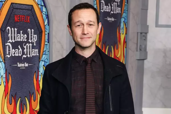 Joseph Gordon-Levitt, prezent la premiera „Wake Up Dead Man: A Knives Out Mystery” din Los Angeles