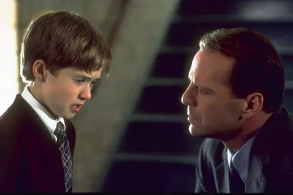 15. The Sixth Sense (1999)