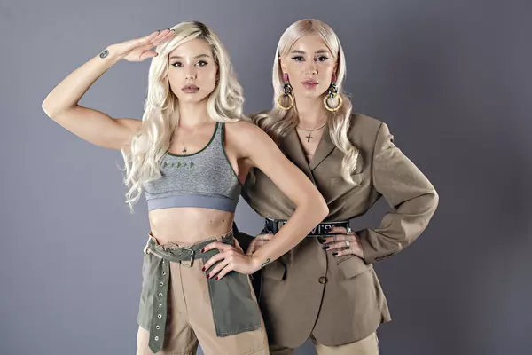 Alina Ceusan si Carmen Grebenisan