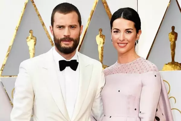 6. Jamie Dornan și Amelia Warner